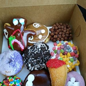 Meet your Posher, Caitlin